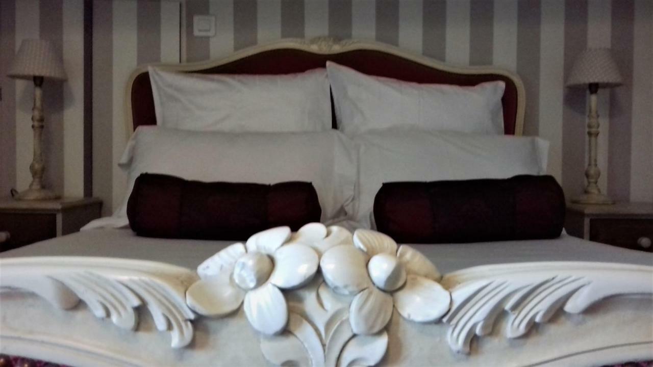 Maison Lavande Bed and Breakfast Saint-Jean-dʼAngély Exteriör bild