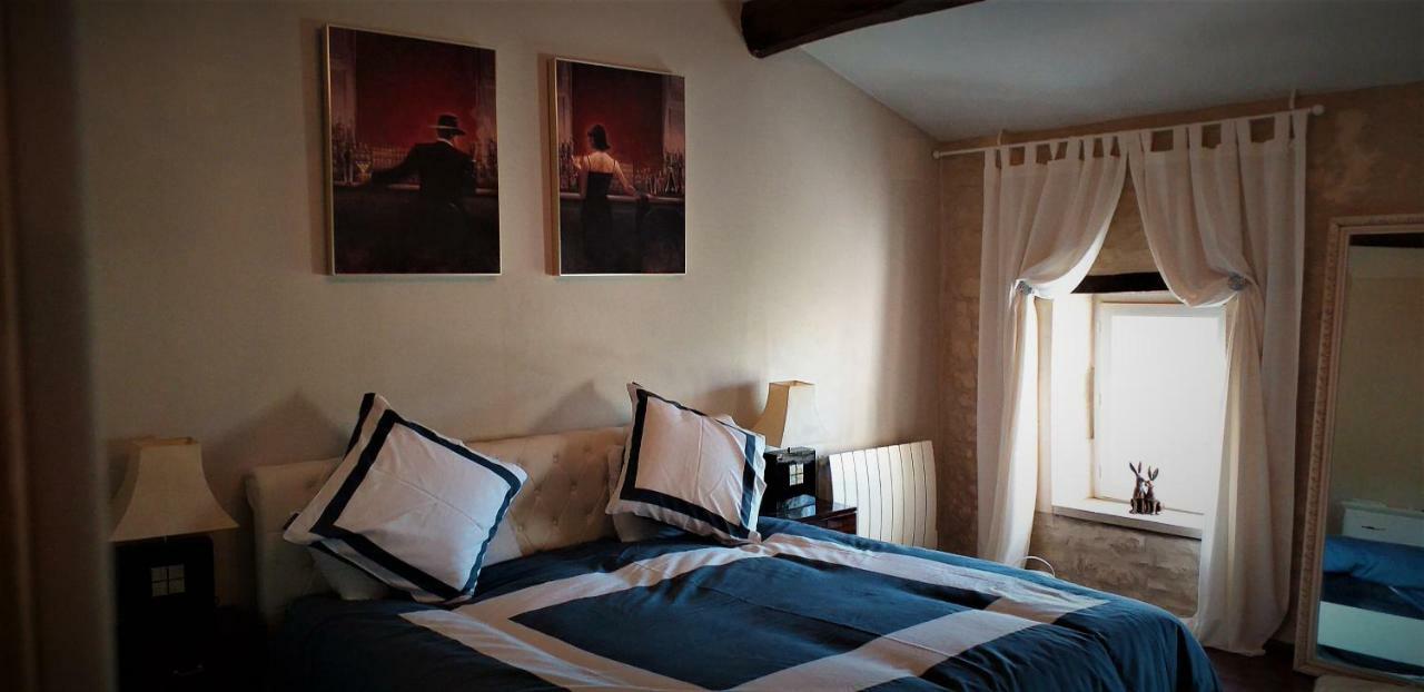Maison Lavande Bed and Breakfast Saint-Jean-dʼAngély Exteriör bild